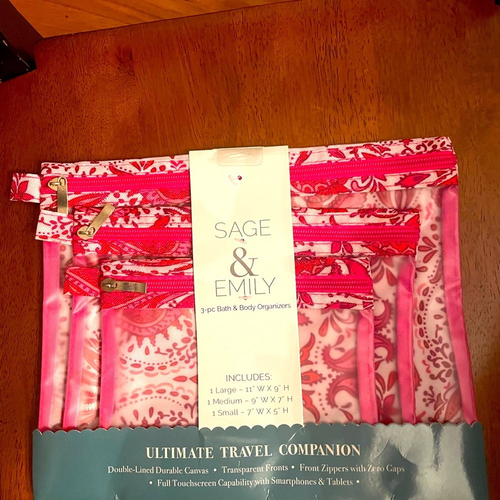 Sage and Emily travel organizers